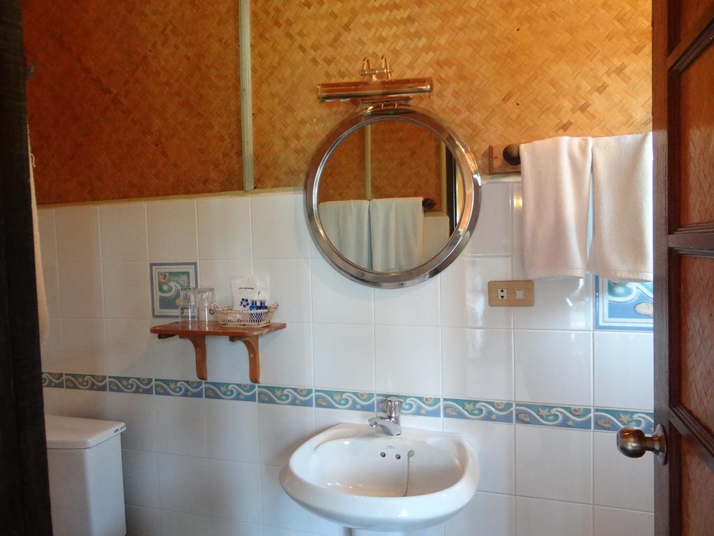 Koh Chang Boat Chalet Экстерьер фото
